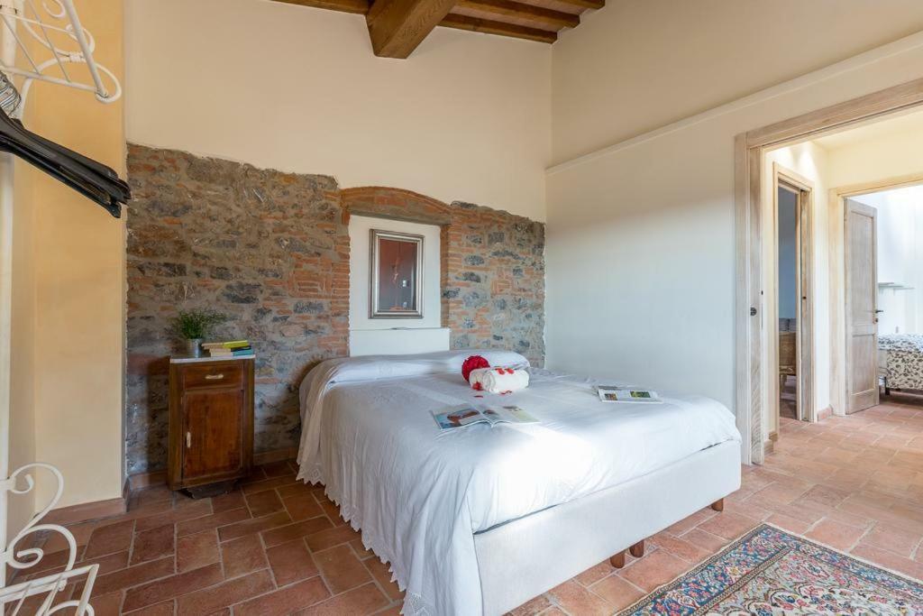 Relais Del Lago E Relais Del Monte Filettole Exteriér fotografie